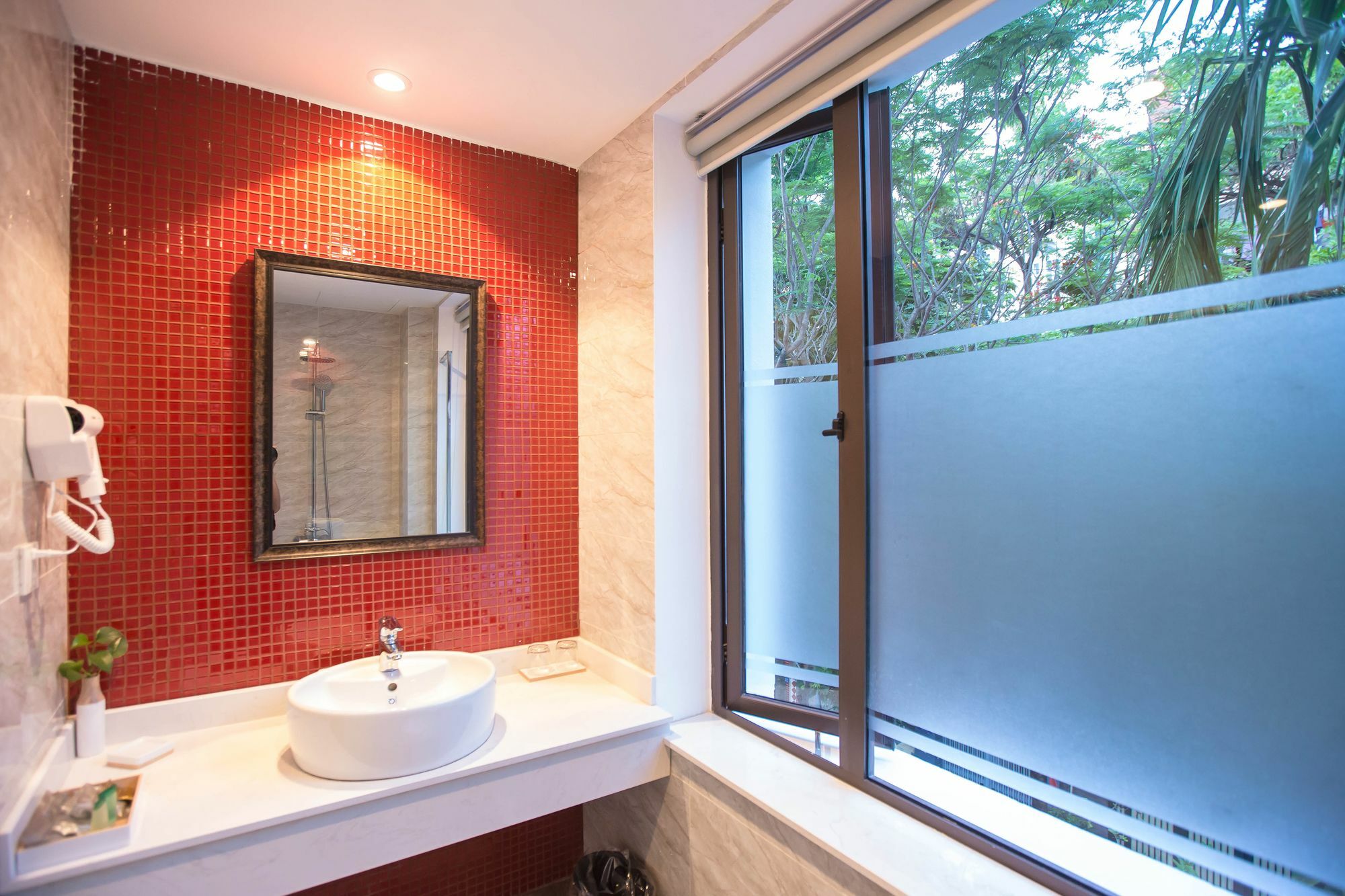 Dinh Elegant Hanoi Hotel Екстериор снимка